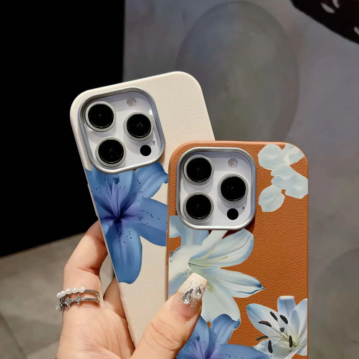 Elegant Blue Lily Fashion Patt - Xiaomi Redmi Note 13 recension och pris
